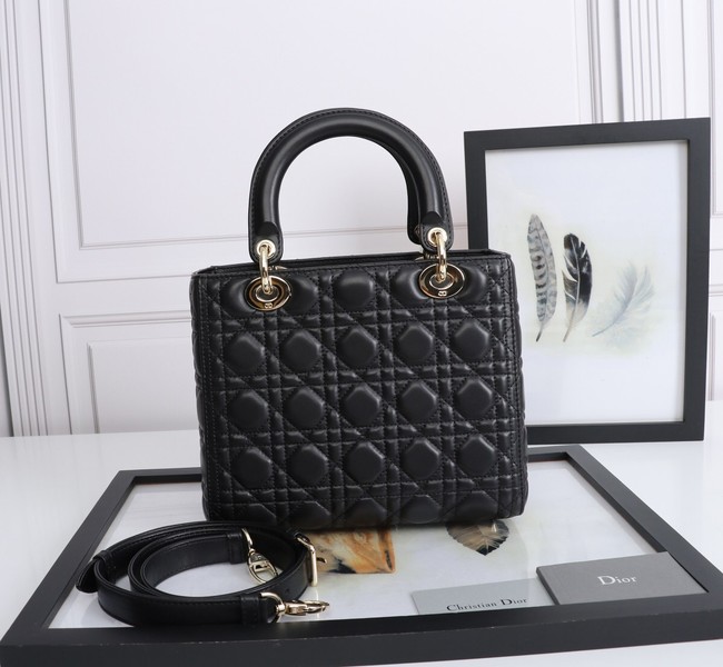 MEDIUM LADY DIOR BAG Cannage Lambskin M0565E black