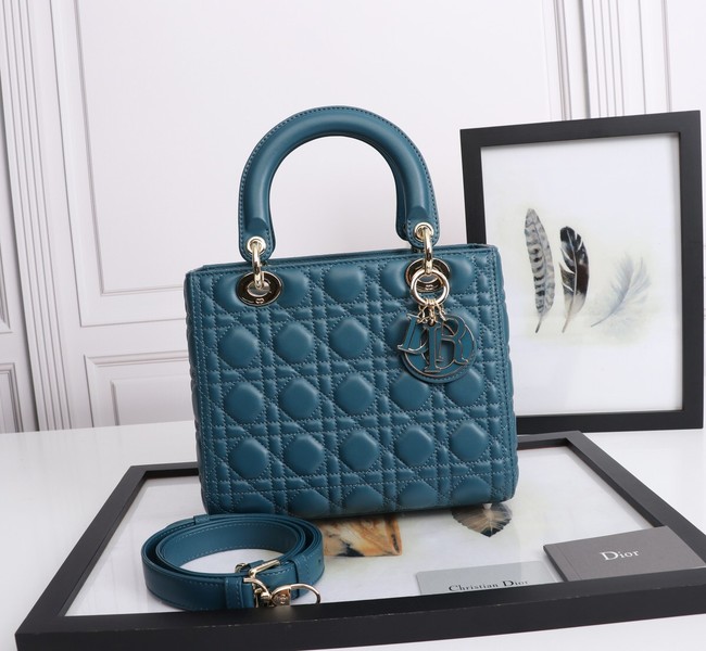 MEDIUM LADY DIOR BAG Cannage Lambskin M0565E blue