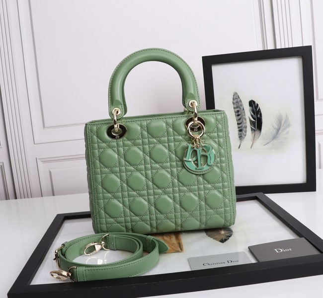 MEDIUM LADY DIOR BAG Cannage Lambskin M0565E green