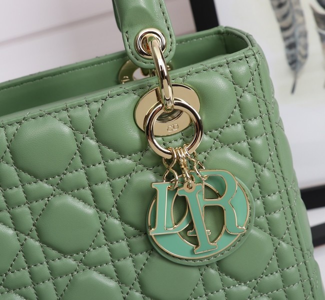 MEDIUM LADY DIOR BAG Cannage Lambskin M0565E green