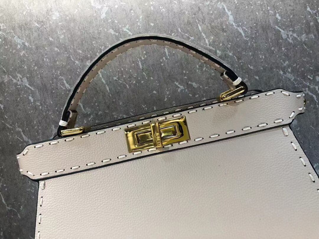 Fendi Peekaboo ISeeU MEDIUM leather bag F8637 Beige