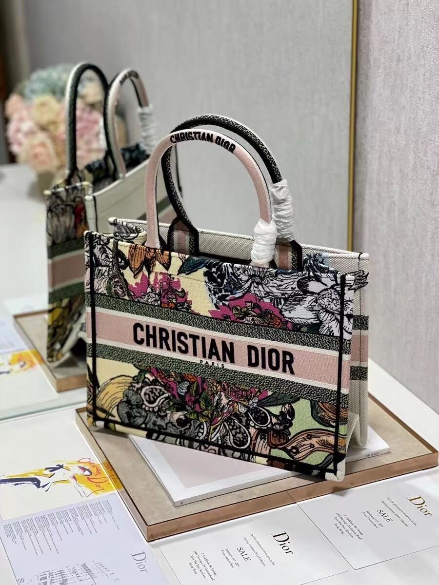 SMALL DIOR BOOK TOTE Embroidery C1287-20