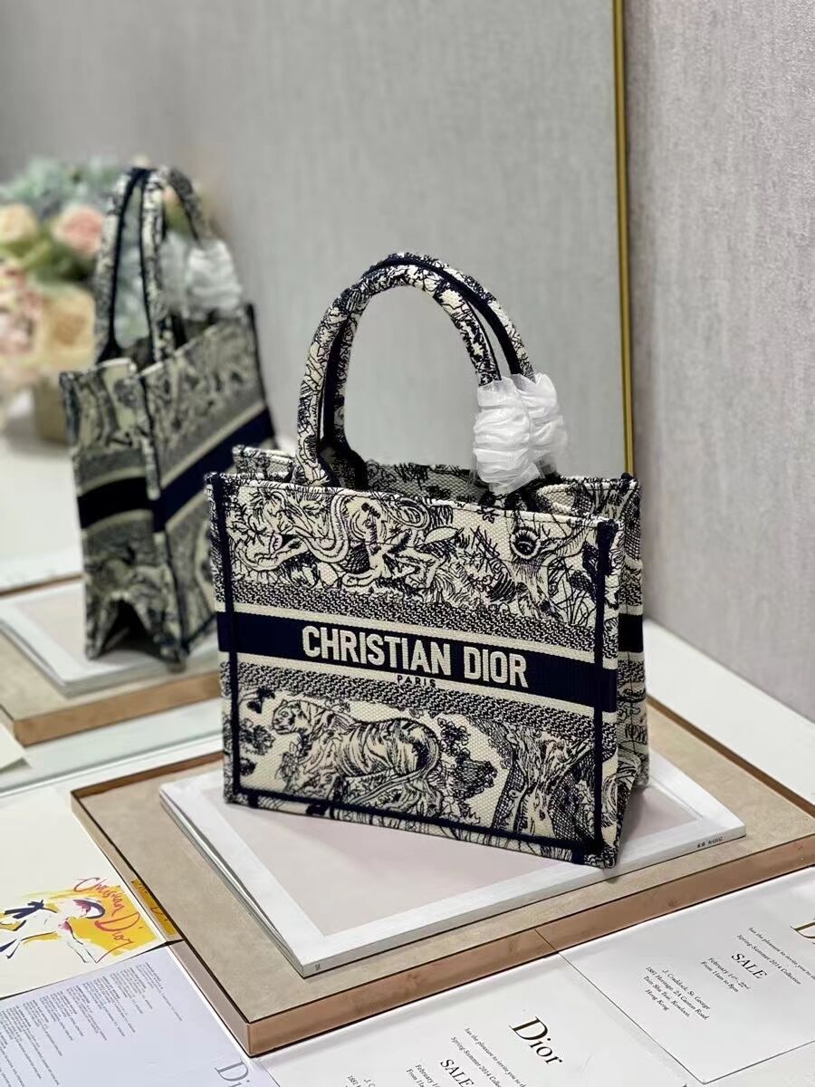 SMALL DIOR BOOK TOTE Embroidery C1331-3