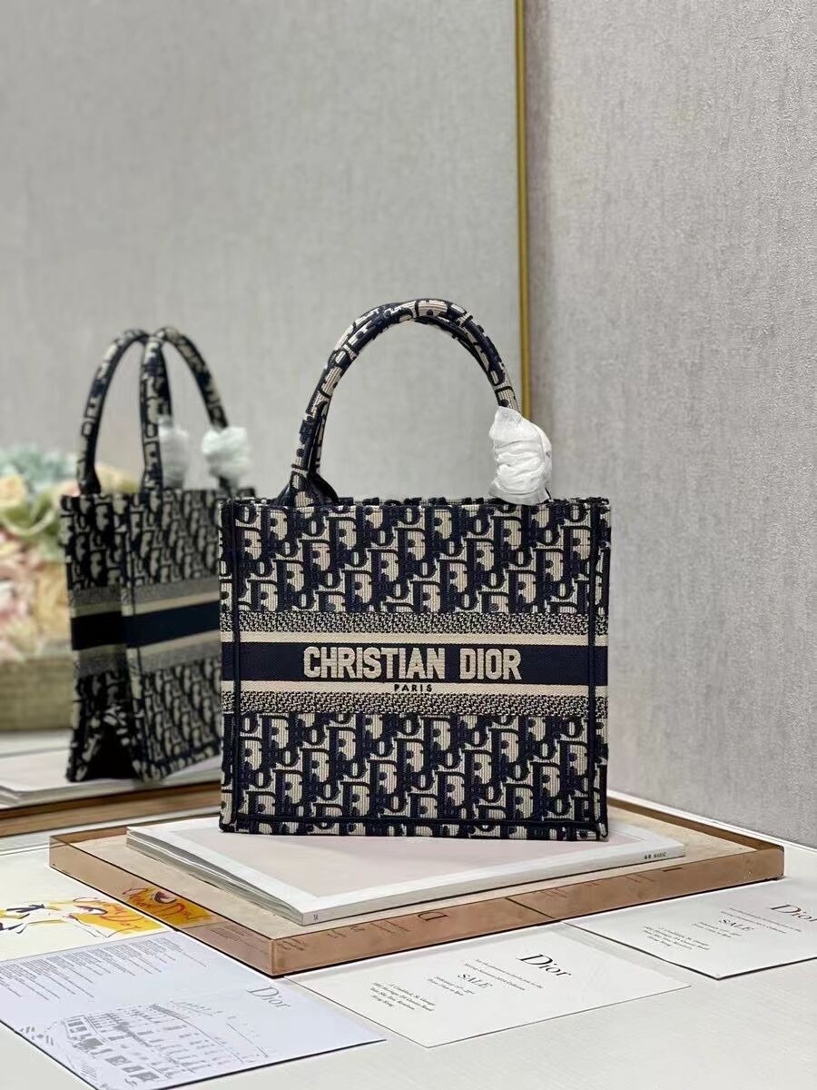 SMALL DIOR BOOK TOTE Embroidery C1331-6