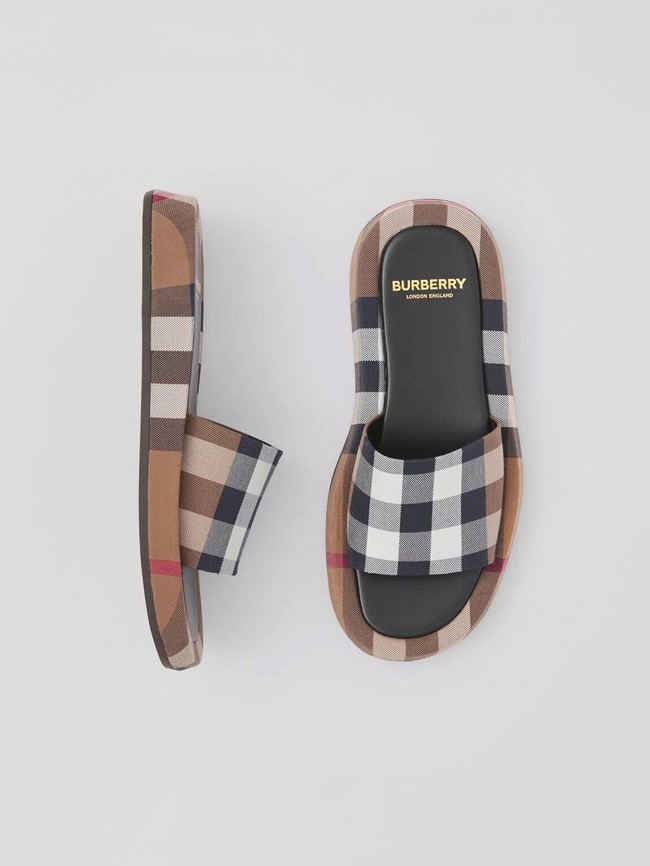 BurBerry Shoes 92637-3