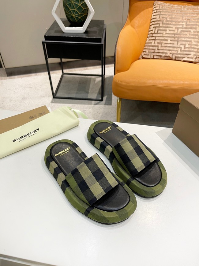 BurBerry Shoes 92637-5