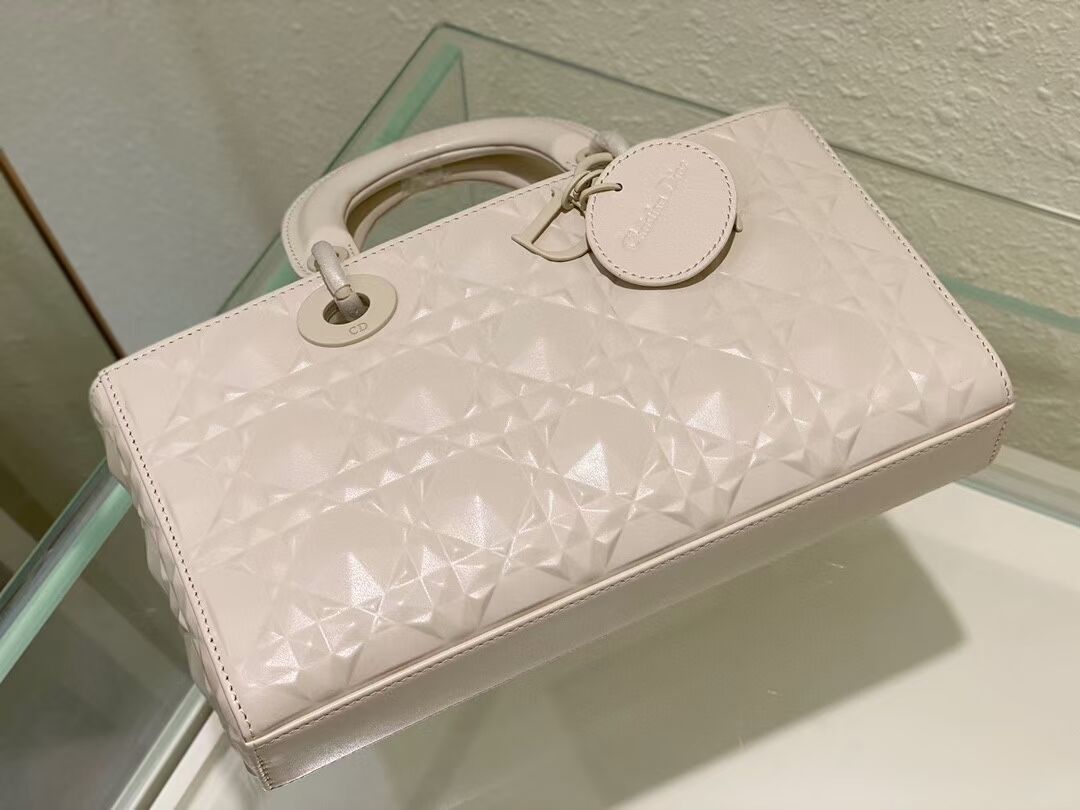 MEDIUM LADY DIOR BAG Cannage Lambskin C2811 CREAM