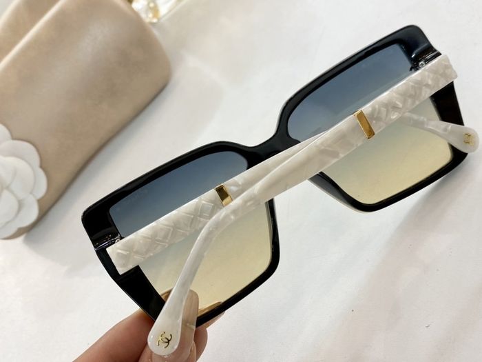 Chanel Sunglasses Top Quality CHS01684