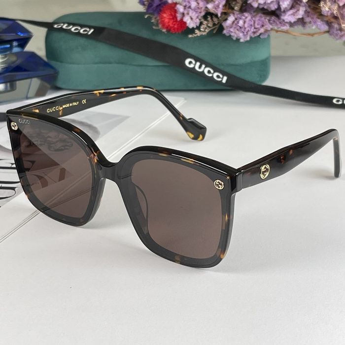 Gucci Sunglasses Top Quality GUS01033