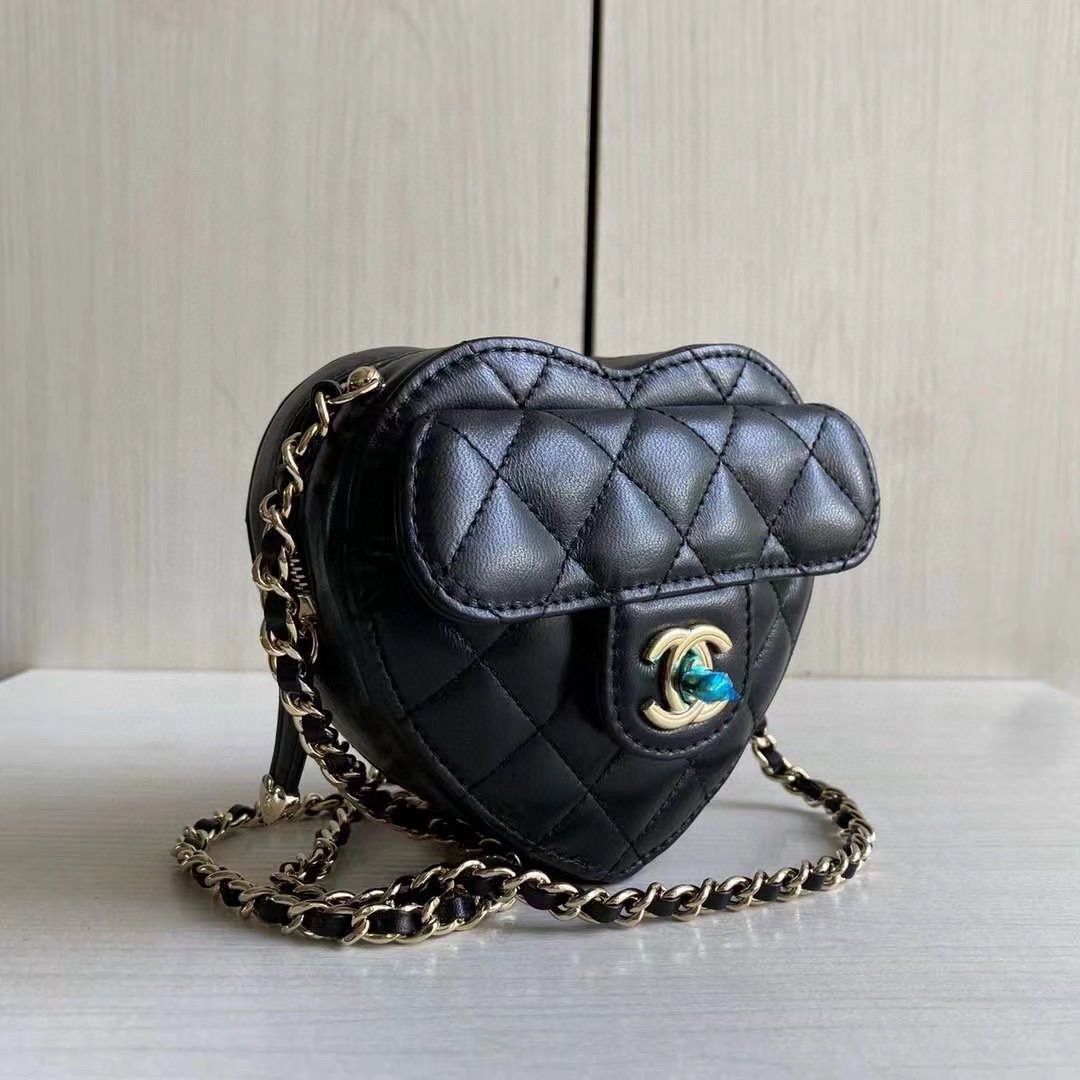 Chanel 2022S Love Heart Original Lambskin Crossbody Chain Mini Bag AS3191 Black