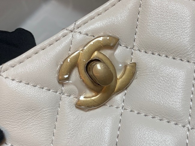 Chanel mini Shoulder Bag Lambskin&Gold-Tone Metal AS3259 white