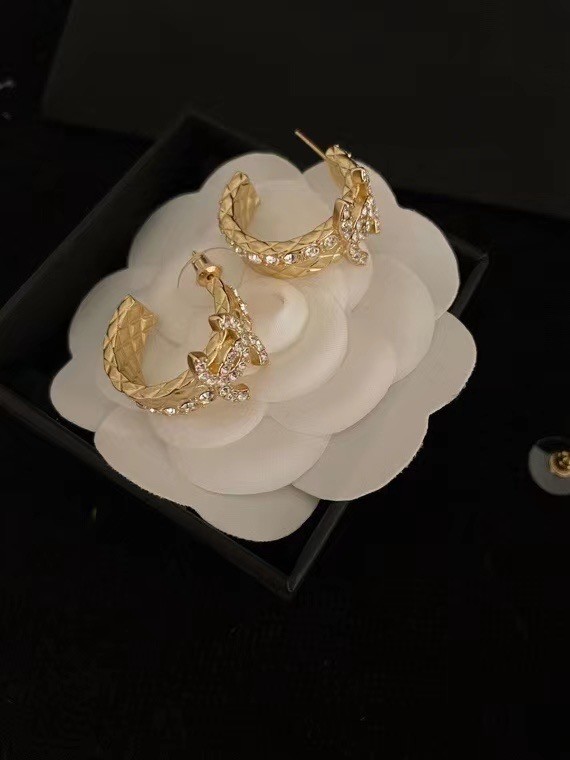 Chanel Earrings CE7996