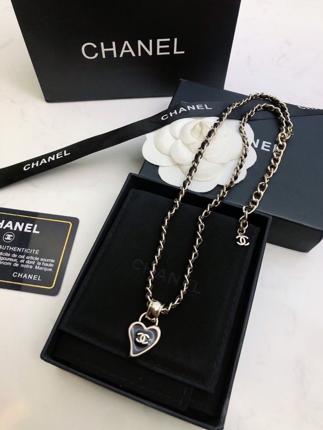 Chanel Necklace CE8037