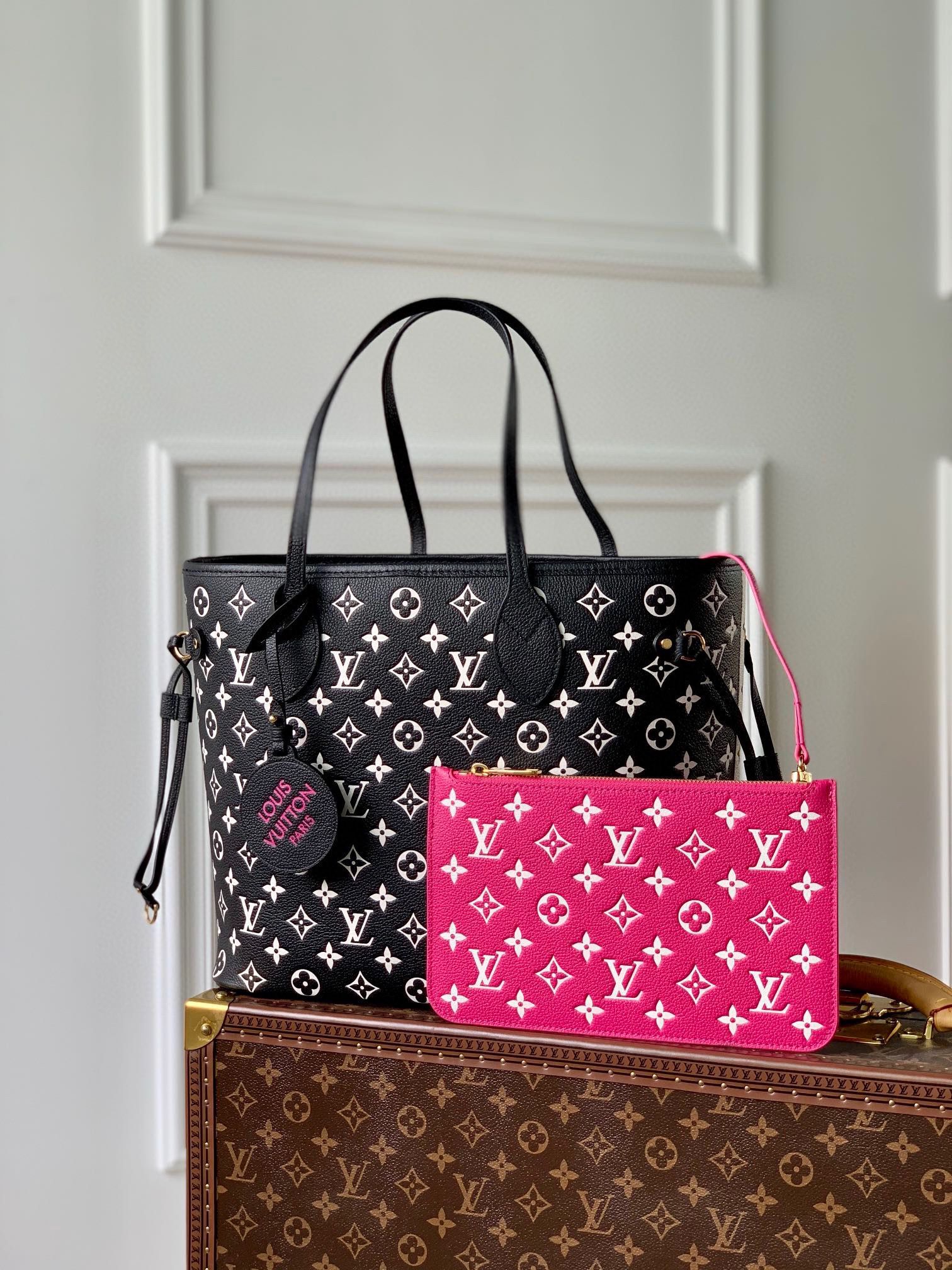 Louis Vuitton Monogram Empreinte NEVERFULL MM M46103 Black&White