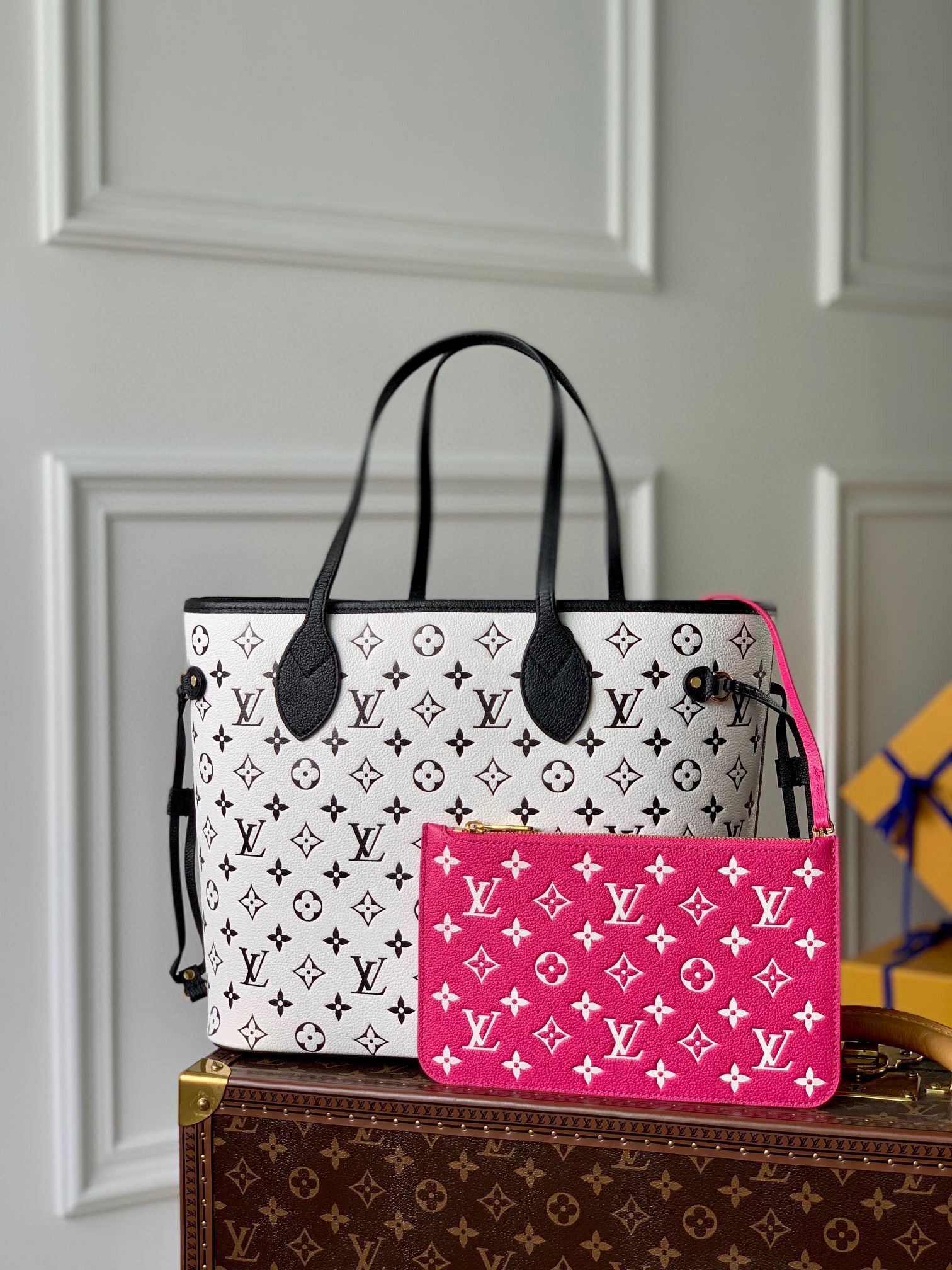 Louis Vuitton Monogram Empreinte NEVERFULL MM M46103 Black&White