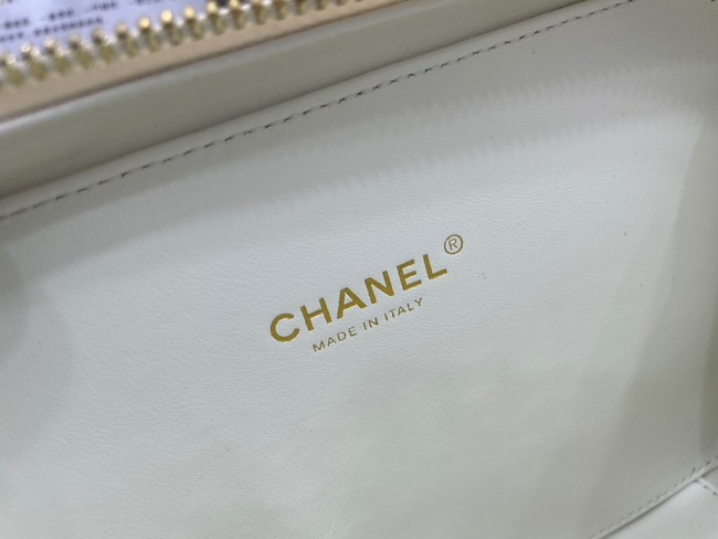 CHANEL HANDBAG Grained Calfskin&Gold-Tone Metal AP3222 white