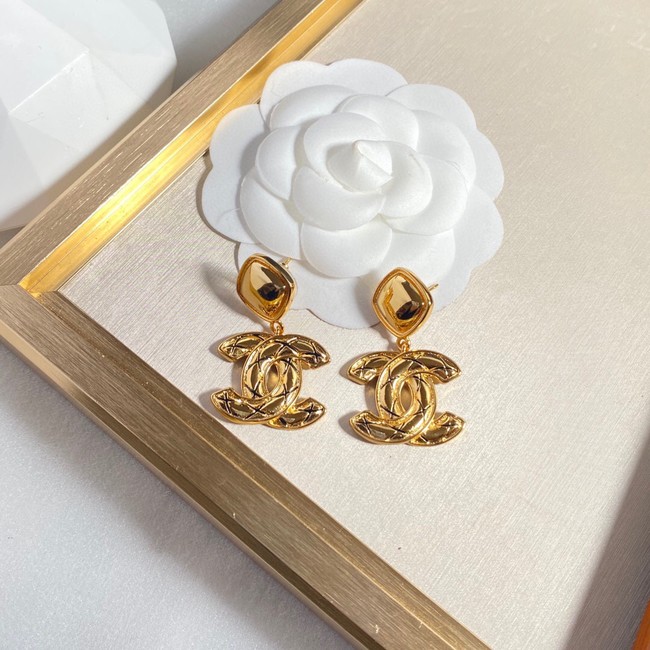 Chanel Earrings CE8047