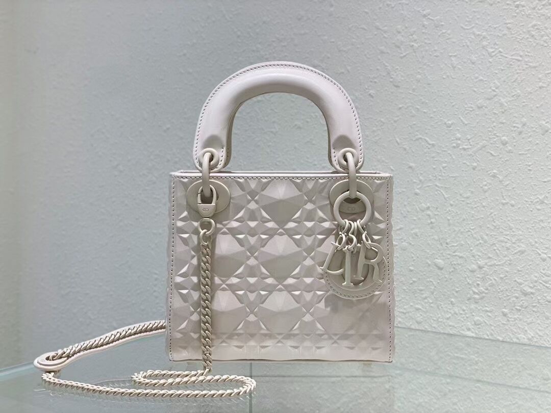 MINI LADY DIOR BAG Cannage Calfskin C2815 white