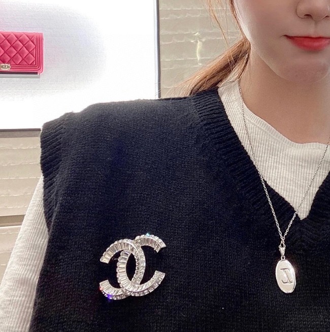 Chanel Brooch CE8115