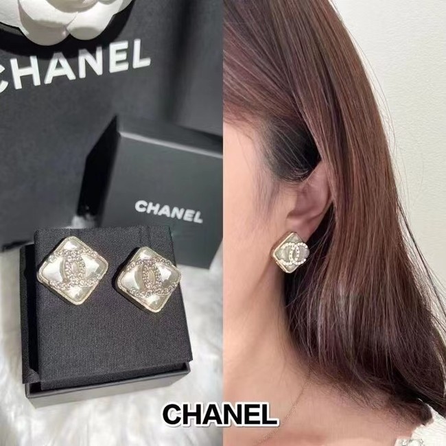 Chanel Earrings CE8229