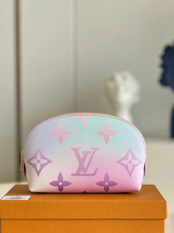 Louis Vuitton ESCALE Monogram Giant Cosmetic Bag M81270