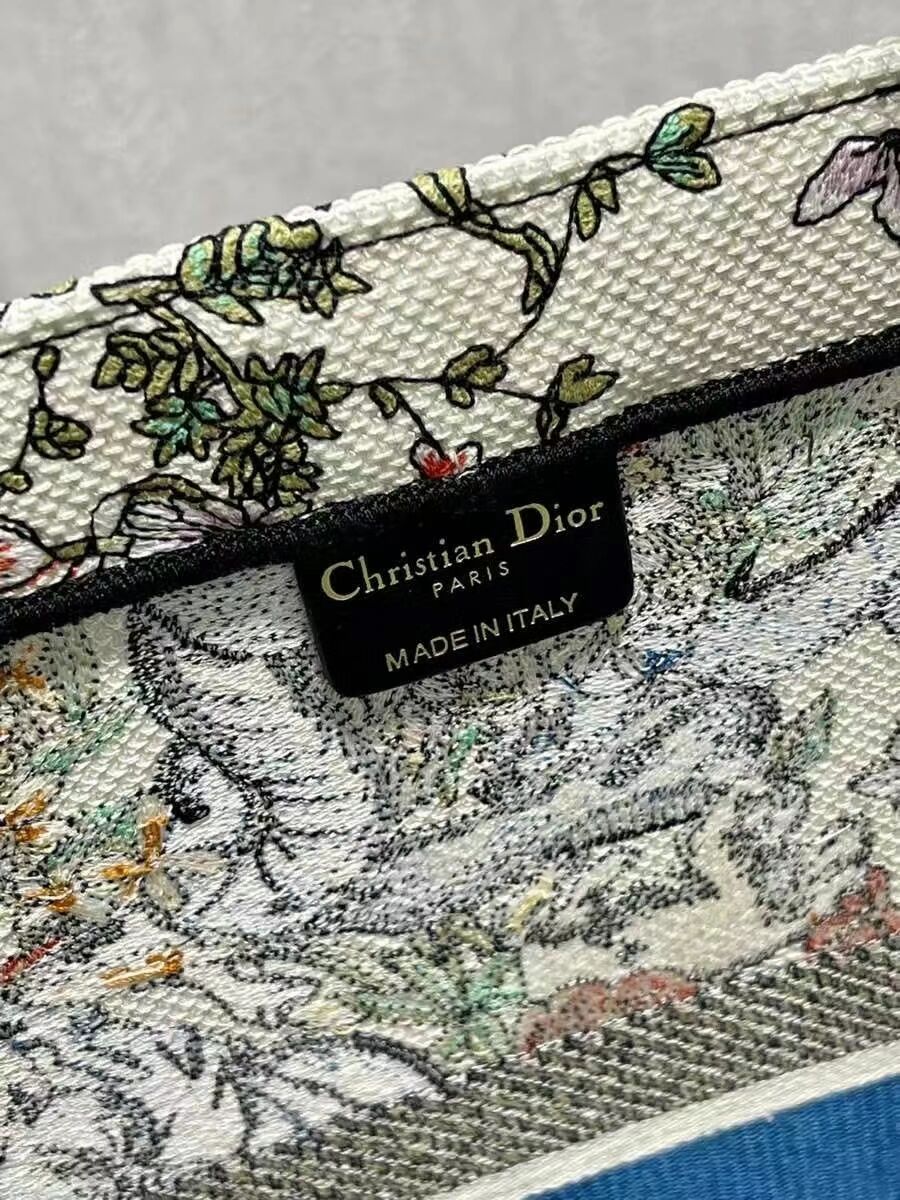 DIOR BOOK TOTE Embroidery C1286-30 white