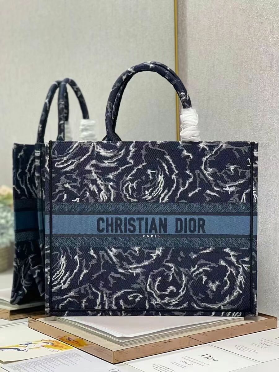 DIOR BOOK TOTE Embroidery C1286-32 blue