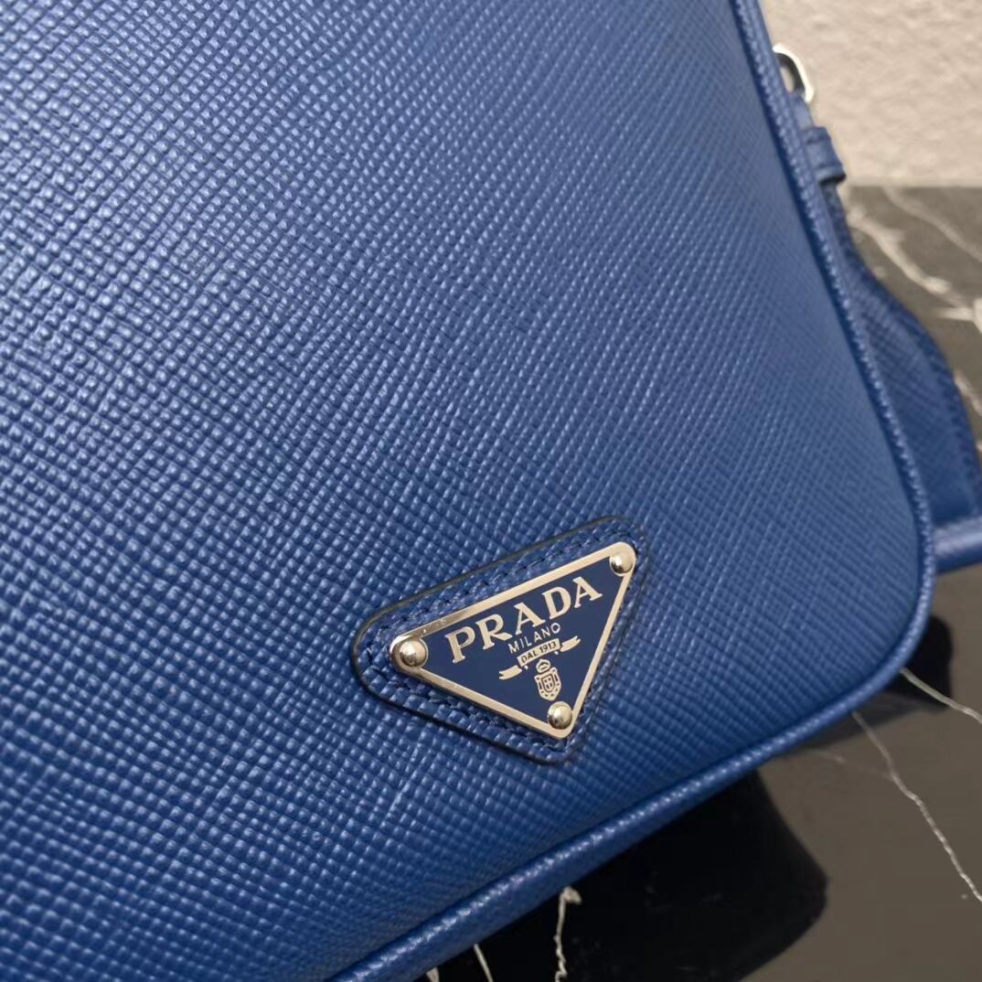 Prada Leather bag with shoulder strap 2BQ354 blue