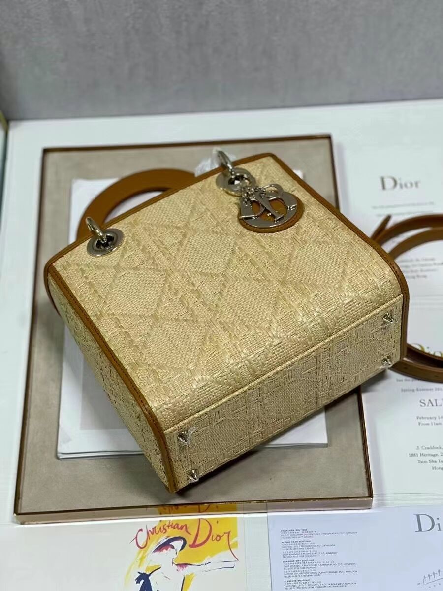 Dior MEDIUM LADY D-LITE BAG C9620 Apricot