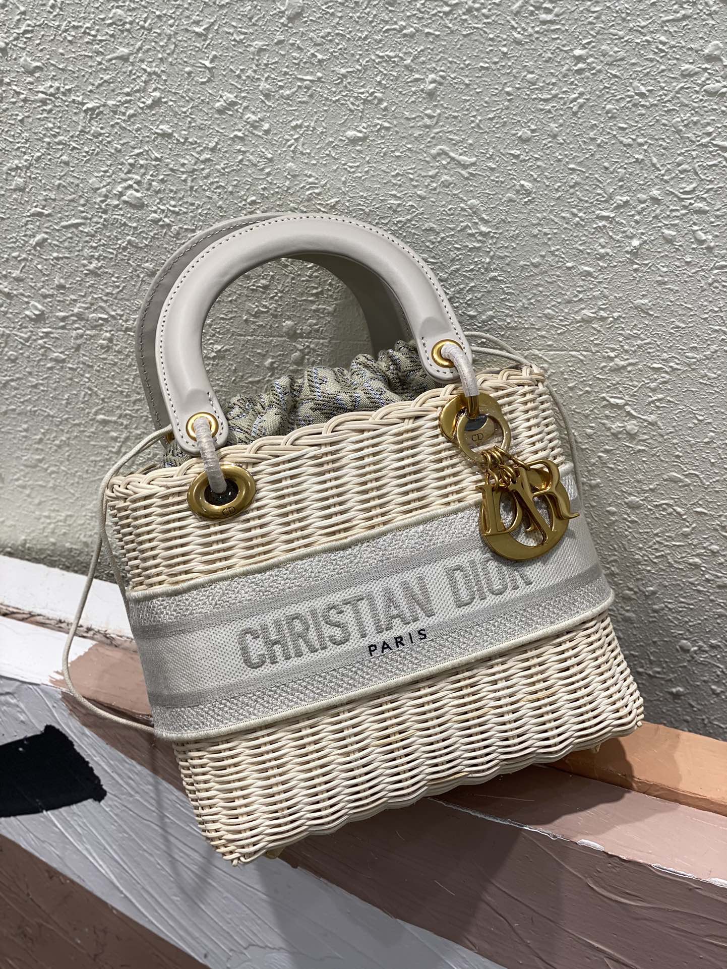 Dior MEDIUM LADY weave BAG C9916 gray