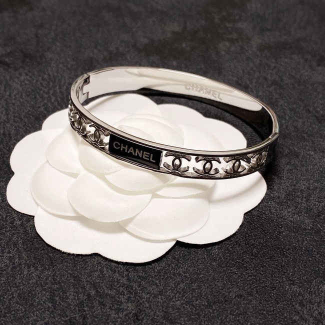 Chanel Bracelet CE8330