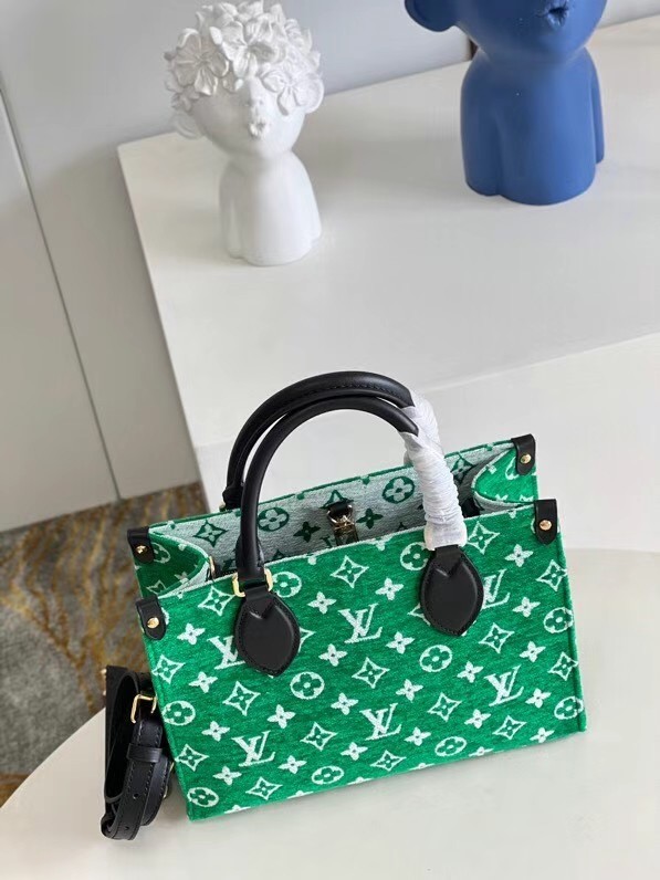 Louis Vuitton ONTHEGO PM M46216 Green