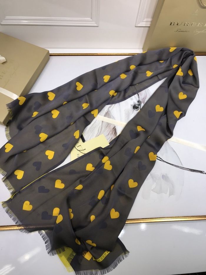 Burberry Scarf BBS00007