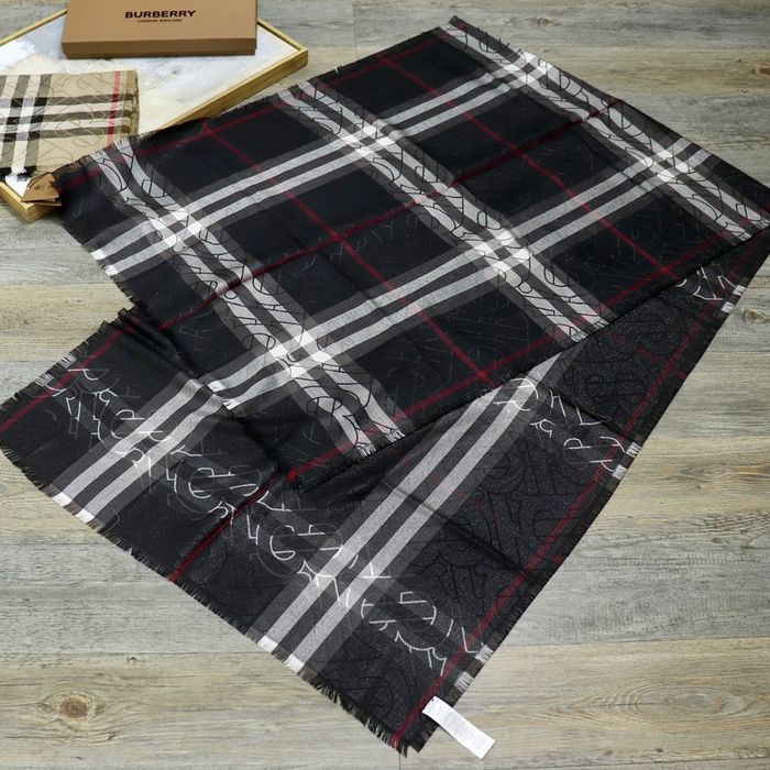 Burberry Scarf BBS00012