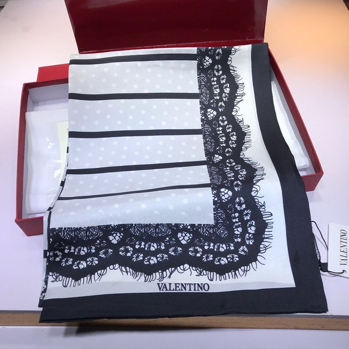 Valentino Scarf VLS00001