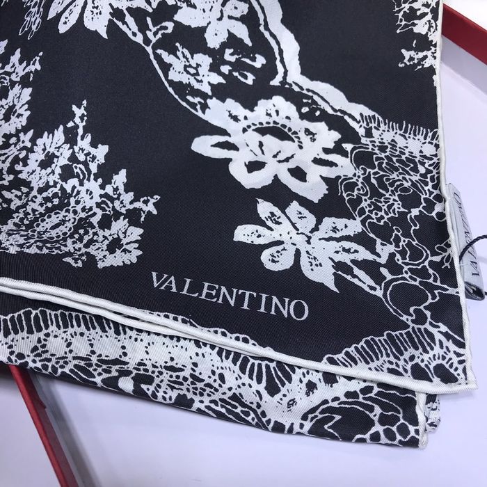 Valentino Scarf VLS00002