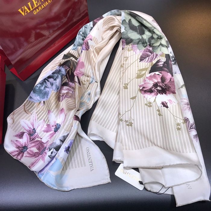 Valentino Scarf VLS00005