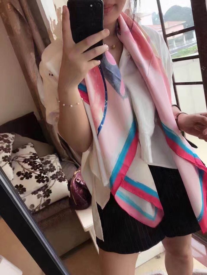 Chanel Scarf CHS00077