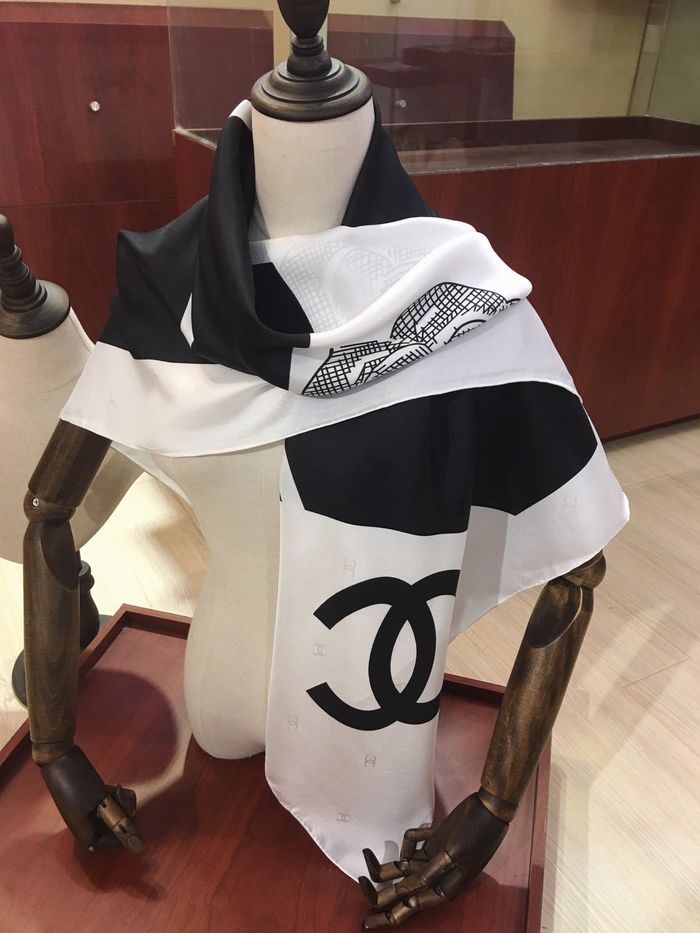 Chanel Scarf CHS00090