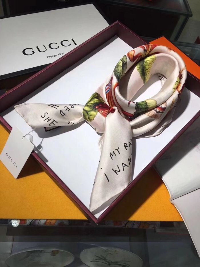 Gucci Scarf GUS00039