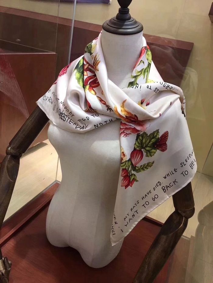 Gucci Scarf GUS00039