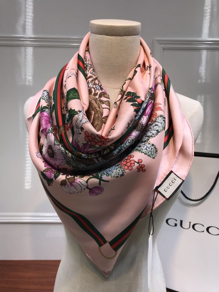 Gucci Scarf GUS00050