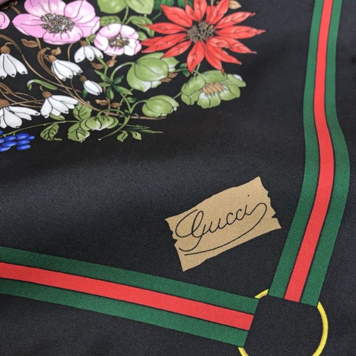 Gucci Scarf GUS00052