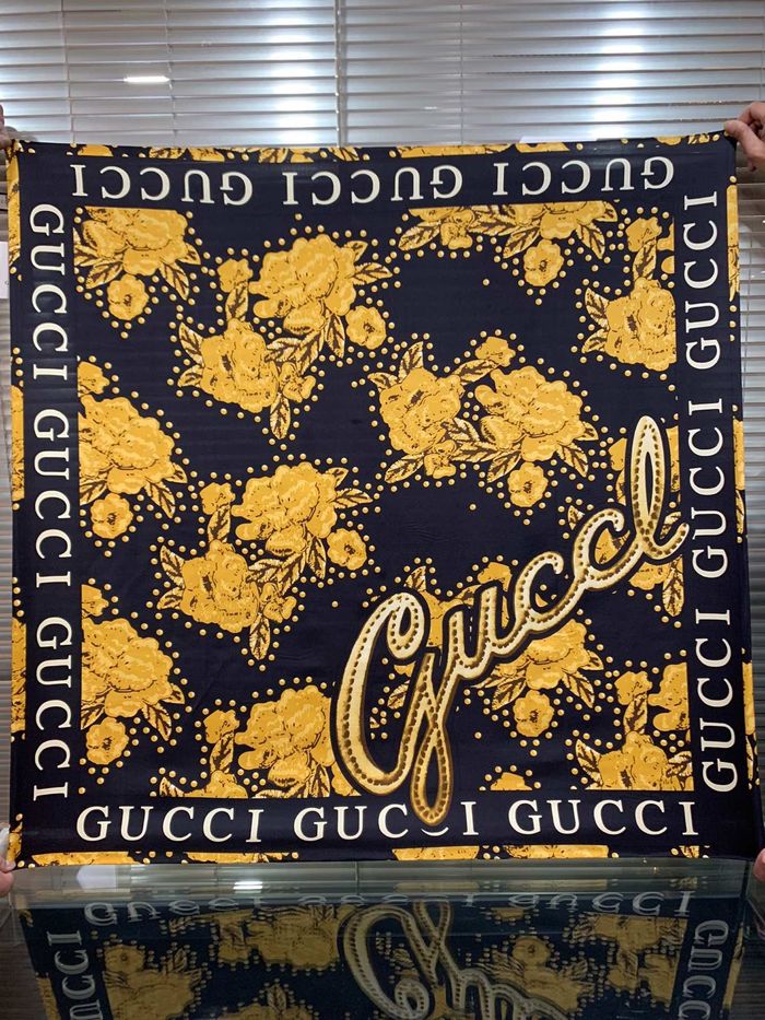 Gucci Scarf GUS00061