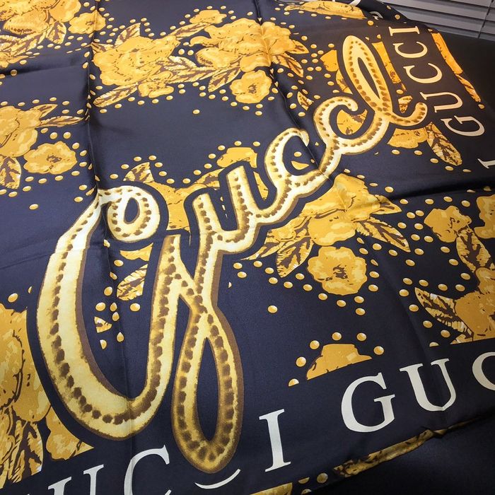 Gucci Scarf GUS00061