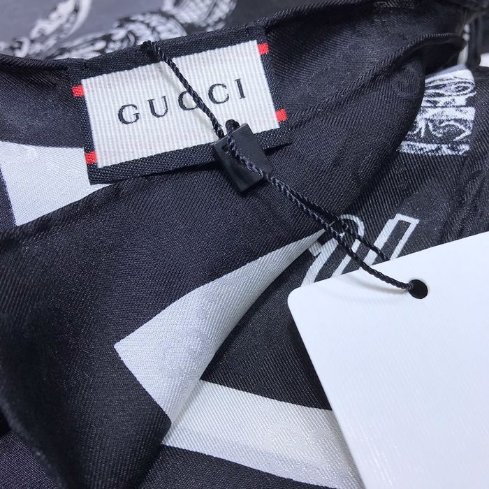 Gucci Scarf GUS00071