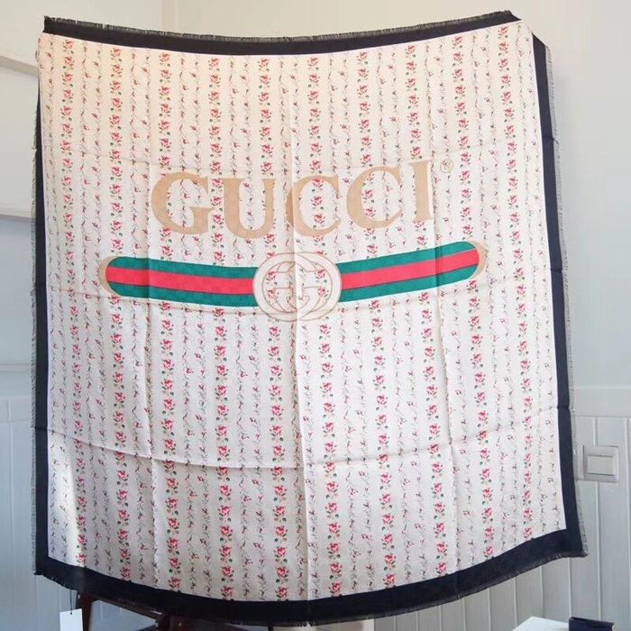 Gucci Scarf GUS00100