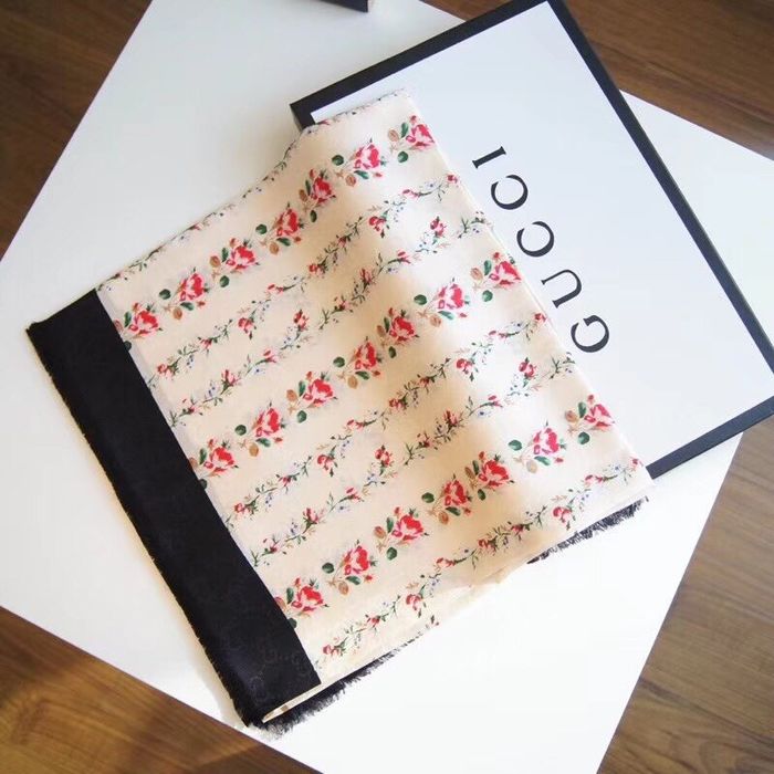 Gucci Scarf GUS00100