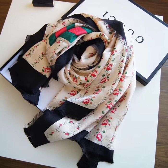 Gucci Scarf GUS00100