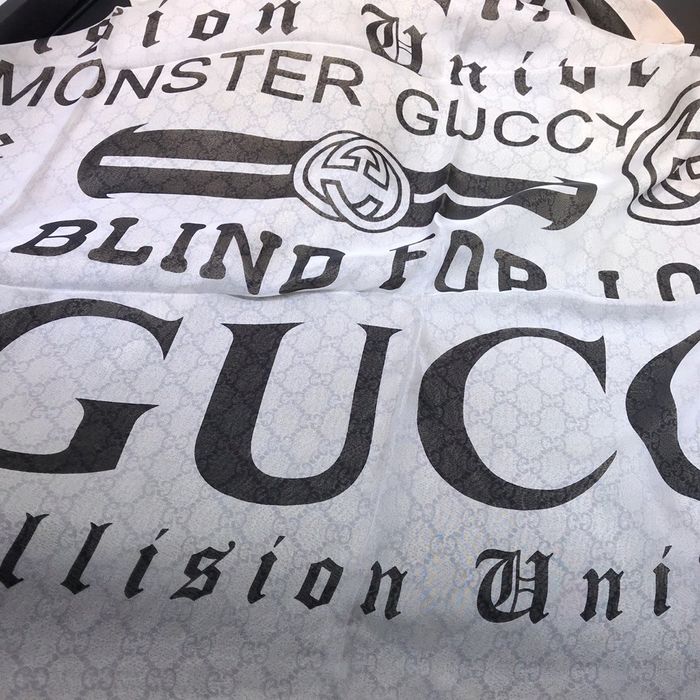 Gucci Scarf GUS00102